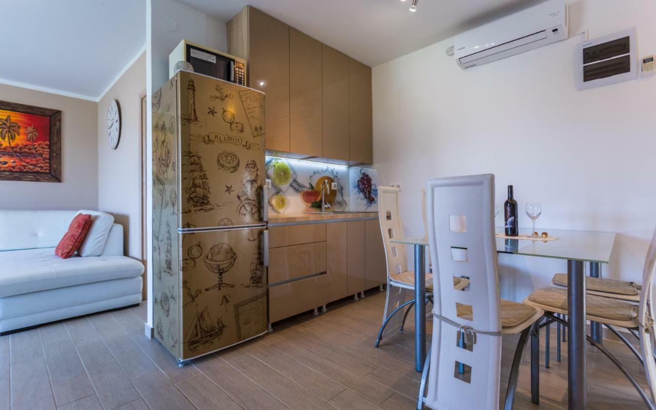 Apartment Trava Klimno Kültér fotó